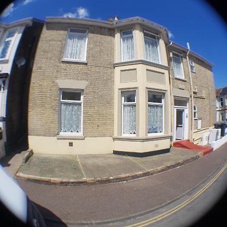 6 Berth Ground Floor Flat Glen Villa 2 Great Yarmouth Eksteriør bilde